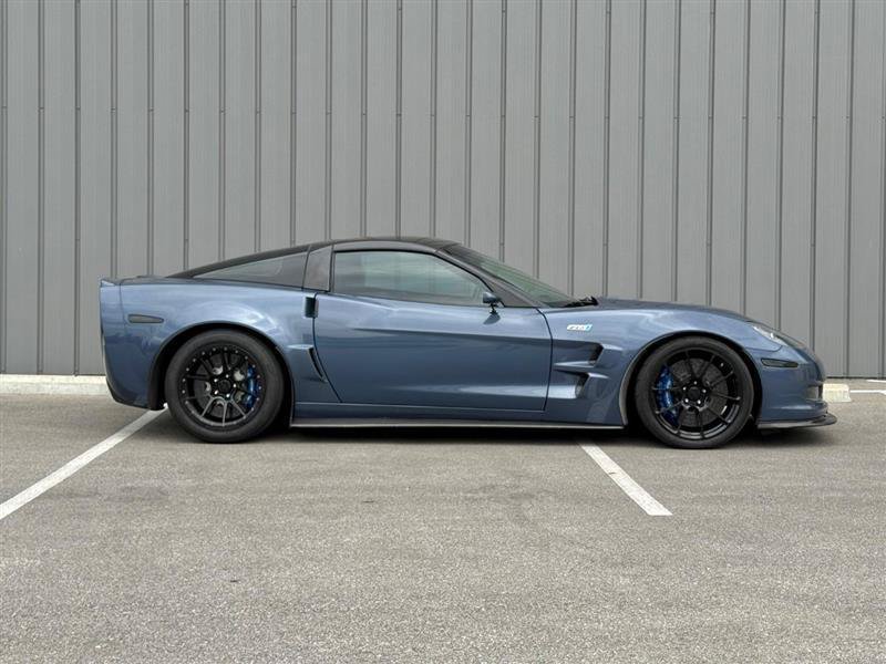 Used 2011 Chevrolet Corvette ZR1 w/ Preferred Equipment Group RWD image 4