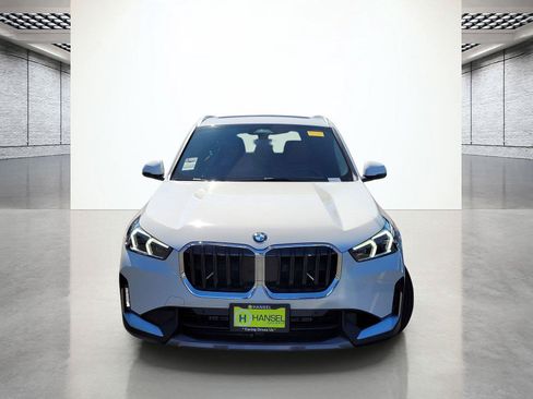 Used 2023 BMW X1 xDrive28i w/ Convenience Package AWD/4WD image 4