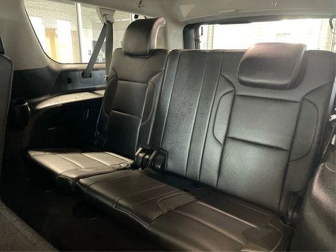 Used 2019 GMC Yukon XL SLT image 30