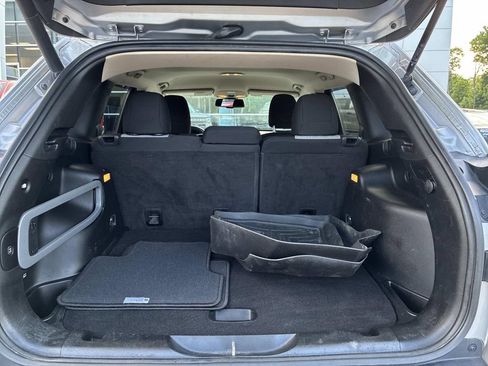 Used 2014 Jeep Cherokee Latitude w/ Comfort/Convenience Group AWD/4WD image 13