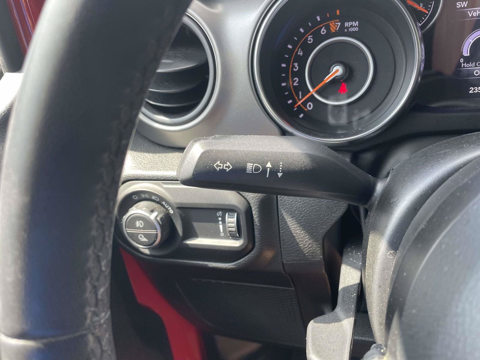 Used 2023 Jeep Gladiator Sport AWD/4WD image 24