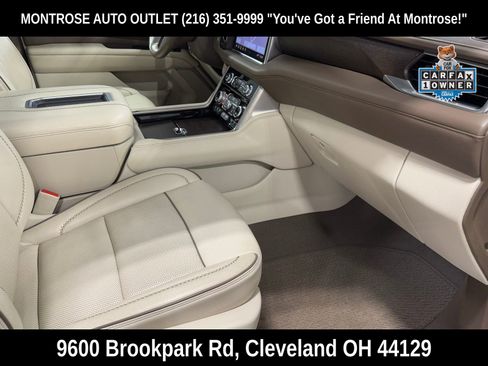 Used 2021 GMC Yukon Denali w/ Denali Premium Package image 52