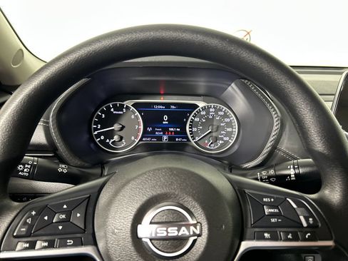 Used 2024 Nissan Sentra SV FWD image 13