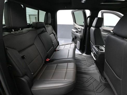 Used 2024 Chevrolet Silverado 1500 High Country w/ High Country Premium Package image 50