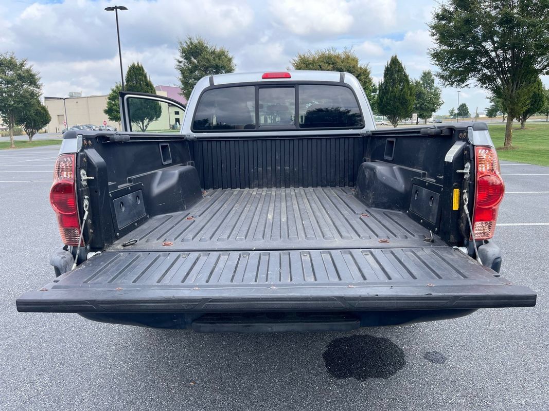 Used 2012 Toyota Tacoma 2WD Access Cab w/ Convenience Pkg image 13