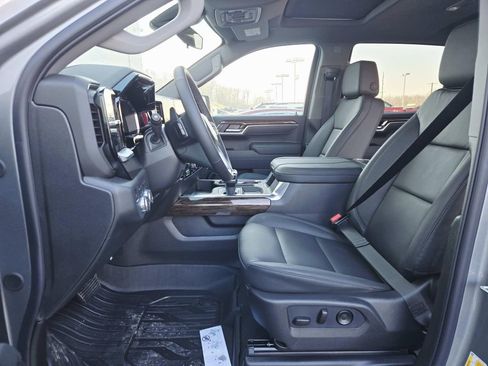 New 2026 GMC Sierra 1500 Elevation w/ Elevation Premium Package AWD/4WD image 12