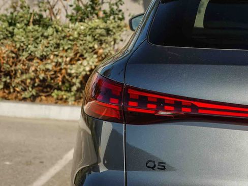 New 2026 Audi Q5 Premium AWD/4WD image 7