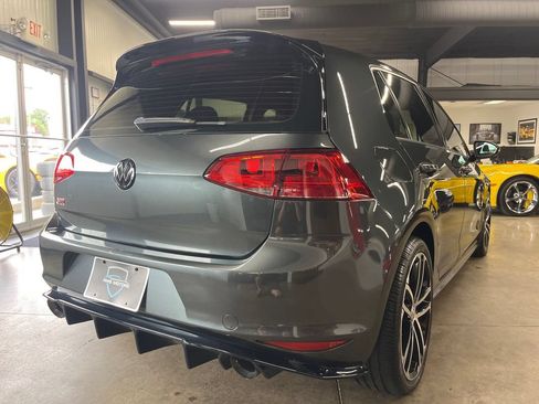 Used 2017 Volkswagen GTI 4-Door FWD image 15
