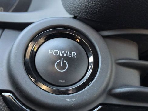 Used 2023 Toyota Crown XLE image 17