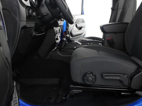 New 2026 Jeep Gladiator Sport AWD/4WD image 15