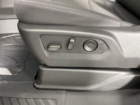 New 2026 Chevrolet Tahoe LS image 24