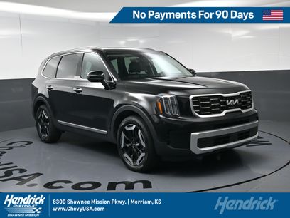 Used 2024 Kia Telluride S w/ S Sunroof Package