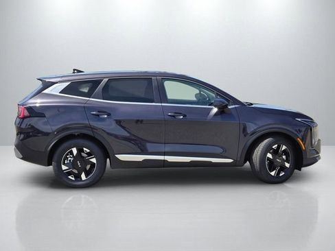 New 2026 Kia Sportage LX FWD image 3