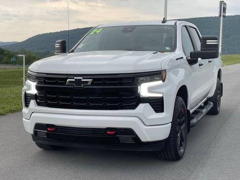 Used 2024 Chevrolet Silverado 1500 RST w/ Redline Edition AWD/4WD image 8