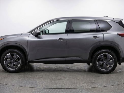 Used 2025 Nissan Rogue SV AWD/4WD image 5