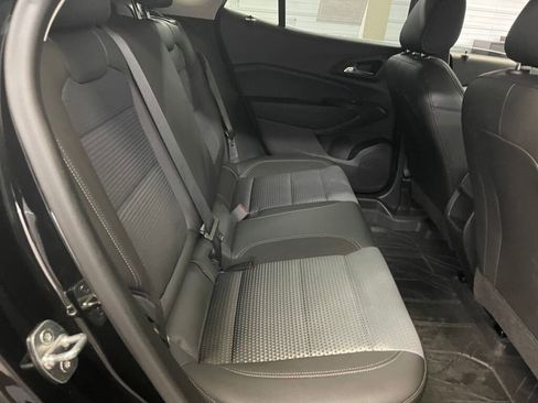 Certified 2024 Chevrolet Trax LT w/ Driver Confidence Package image 17