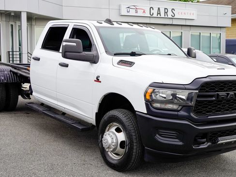 Used 2024 RAM 3500 Tradesman w/ Bed Utility Group AWD/4WD image 8