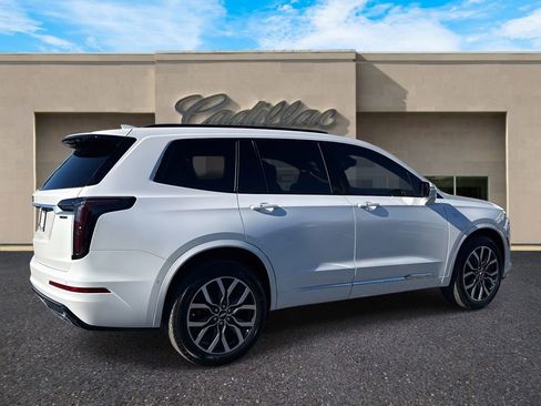 New 2025 Cadillac XT6 Sport image 3