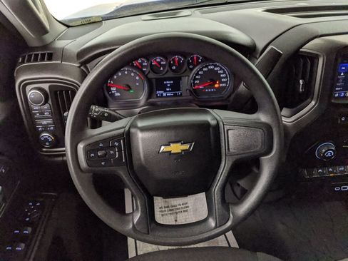 Used 2025 Chevrolet Silverado 1500 Custom image 15