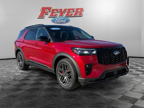 New 2025 Ford Explorer ST-Line w/ Premium Package image 7
