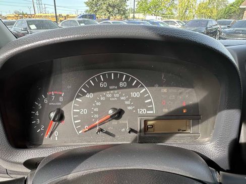 Used 2020 Nissan NV200 S image 17
