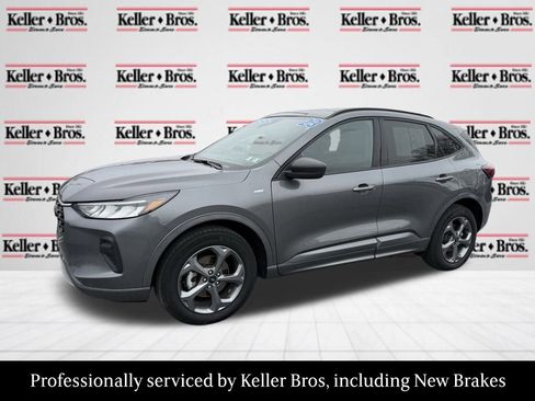 Used 2023 Ford Escape ST-Line w/ Tech Pack #1 image 3