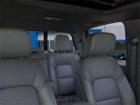 New 2026 Chevrolet Colorado ZR2 w/ Technology Package image 24
