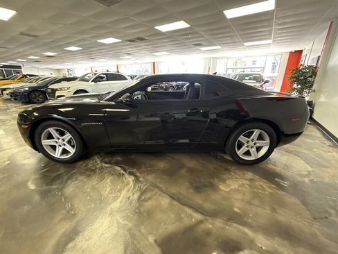 Used 2012 Chevrolet Camaro LS RWD image 4