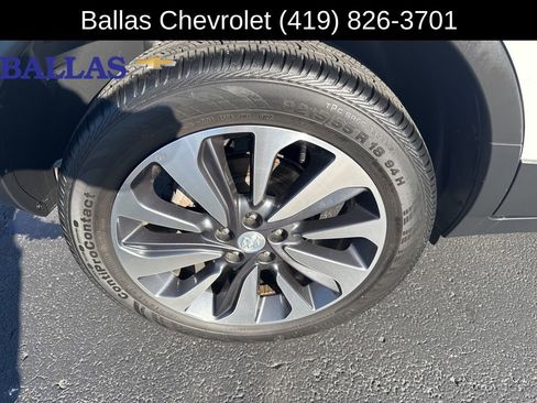 Certified 2022 Buick Encore Preferred w/ Safety Package image 27