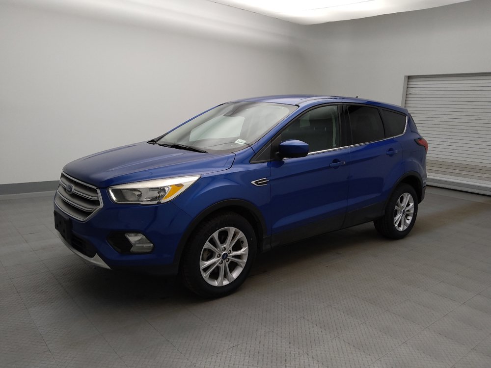 Used 2019 Ford Escape SE FWD image 2