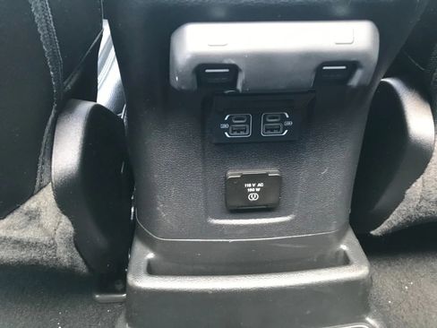 Used 2023 Jeep Wrangler Unlimited Sahara w/ Cold Weather Group image 34