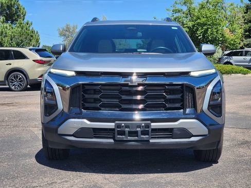 Used 2025 Chevrolet Equinox ACTIV w/ Convenience Package III AWD/4WD image 2