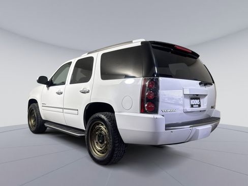 Used 2014 GMC Yukon Denali image 4