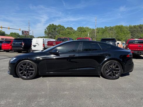 Used 2021 Tesla Model S Plaid image 4