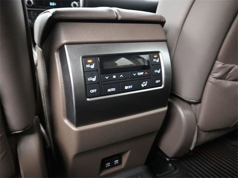 Used 2022 Lexus GX 460 Premium image 26