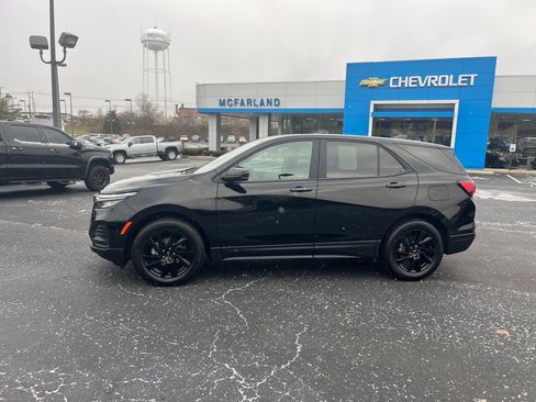 Used 2024 Chevrolet Equinox LS w/ LS Convenience Package image 2