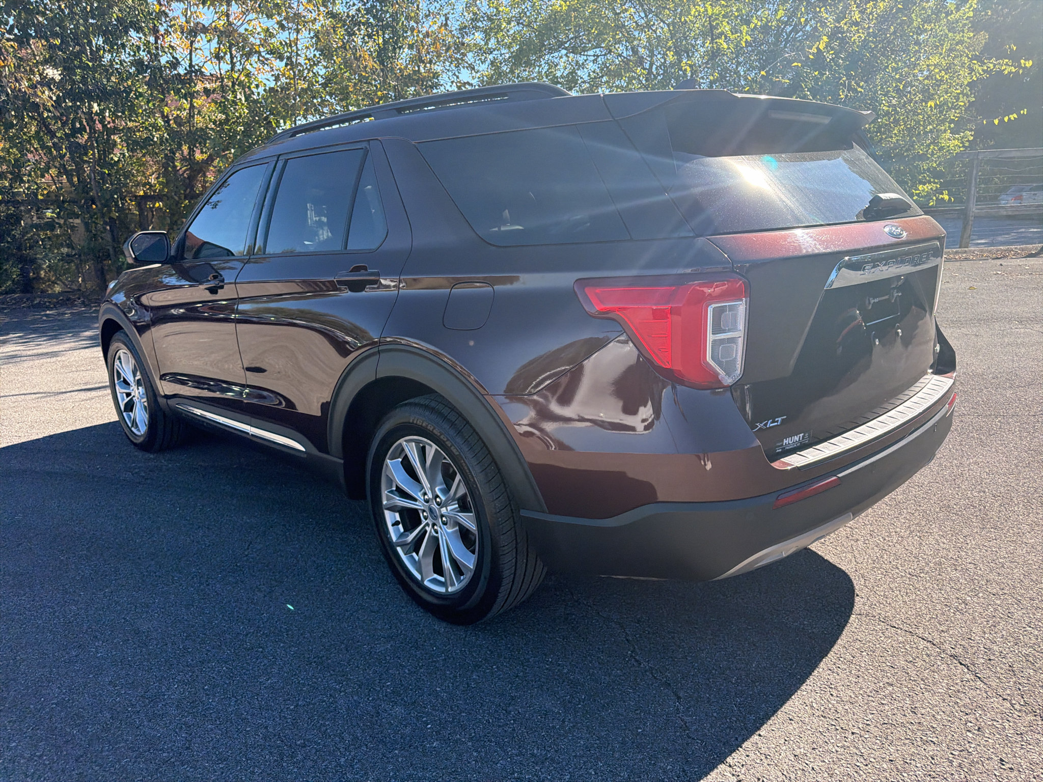 Used 2020 Ford Explorer XLT w/ Equipment Group 202A RWD image 7