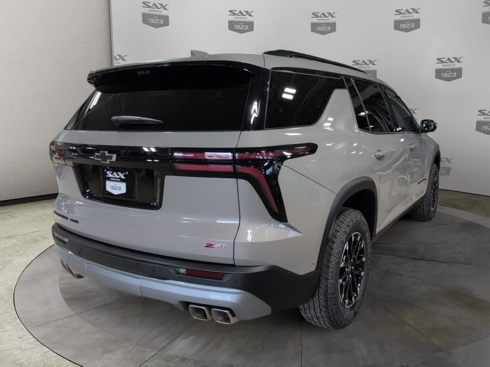 Used 2026 Chevrolet Traverse Z71 w/ Enhanced Driving Package AWD/4WD image 5