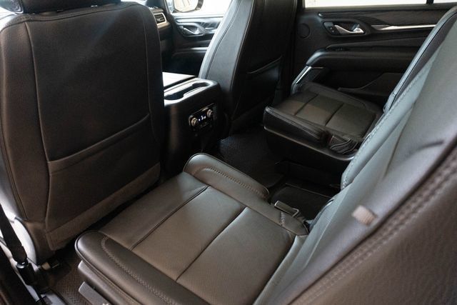Used 2023 GMC Yukon Denali AWD/4WD image 27