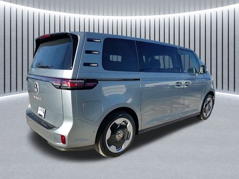 New 2025 Volkswagen ID. Buzz Pro S image 3