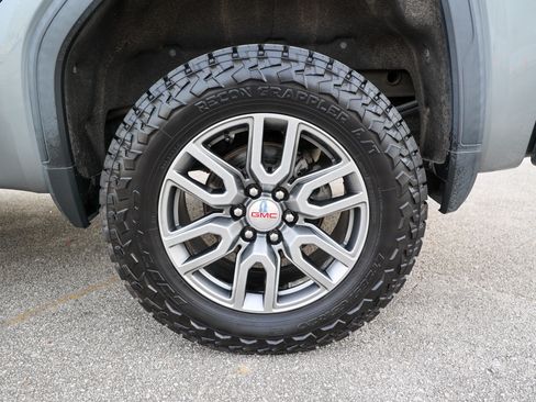 Used 2021 GMC Sierra 1500 AT4 w/ AT4 Premium Package AWD/4WD image 17