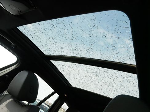 Used 2019 BMW X3 xDrive30i w/ Driving Assistance Package image 31