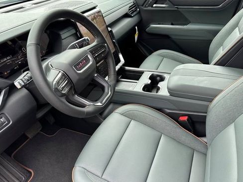New 2026 GMC Acadia AT4 w/ Luxury Package AWD/4WD image 10