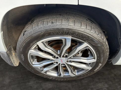 Used 2018 GMC Terrain Denali w/ Advanced Safety Package AWD/4WD image 41