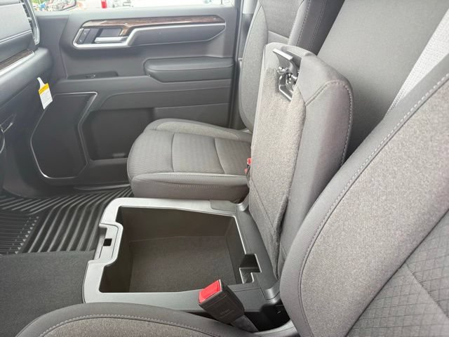 New 2026 GMC Sierra 1500 SLE w/ Preferred Package AWD/4WD image 16