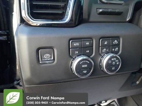 Used 2024 GMC Sierra 3500 Denali Ultimate image 13