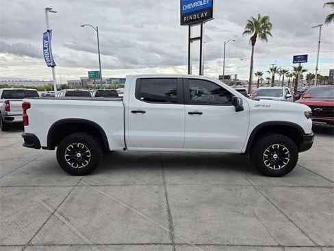 Used 2025 Chevrolet Silverado 1500 ZR2 w/ Technology Package image 7