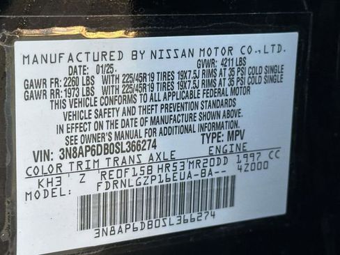 Certified 2025 Nissan Kicks SR image 26