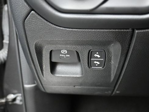 Used 2024 RAM 1500 Limited w/ Trailer Tow Group image 15