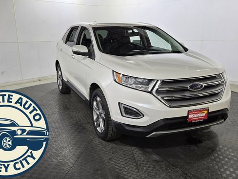 Used 2015 Ford Edge Titanium image 2